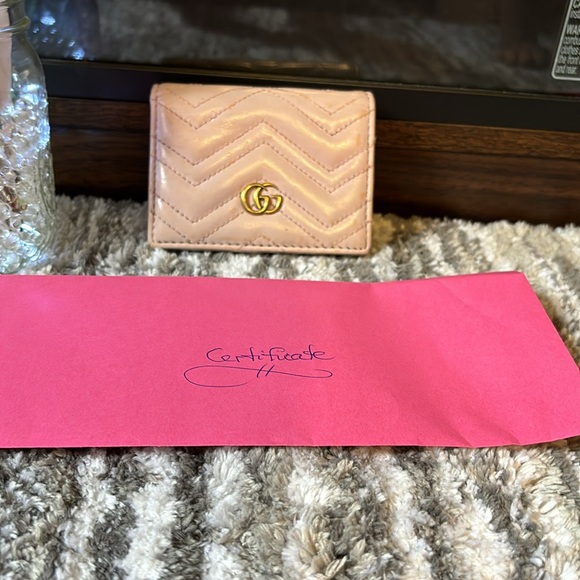 COPY - Small light pink Gucci wallet! Gold hardware!  COA included! - Picture 10 of 10